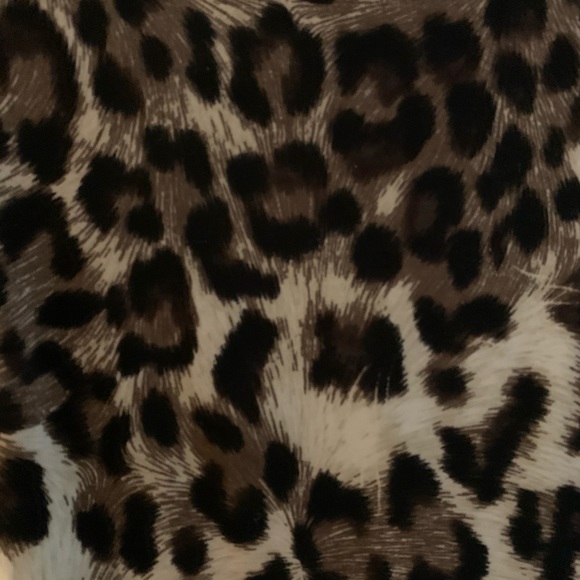 Versatile short sleeve Leopard print dress - Picture 4 of 10